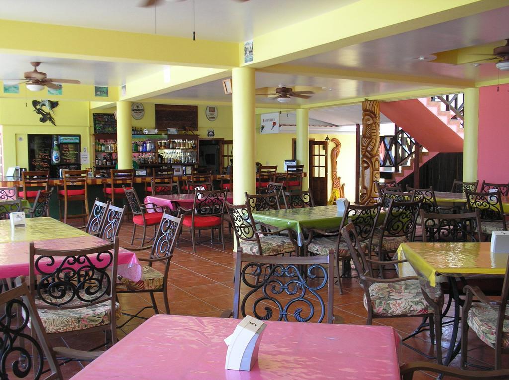Alan'S Paradise Hotel Placencia Exteriér fotografie