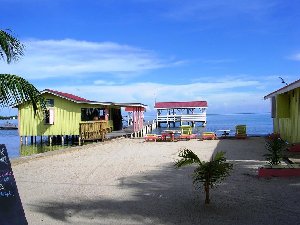Alan'S Paradise Hotel Placencia Exteriér fotografie