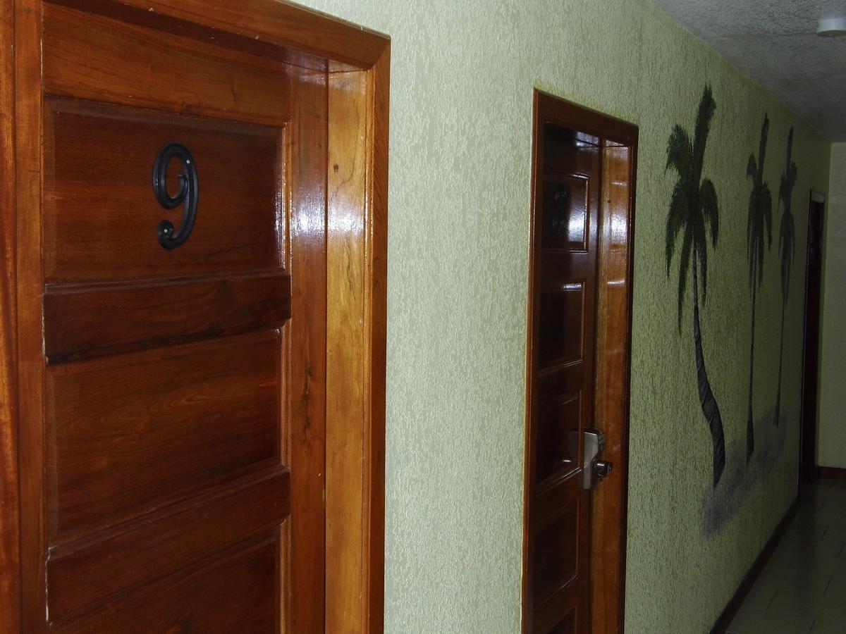 Alan'S Paradise Hotel Placencia Exteriér fotografie